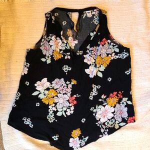 B44:"OLD NAVY",L- WOMENS FLOWERED BLOUSE